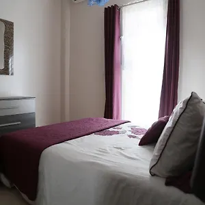Apartment 25b11 Mixta