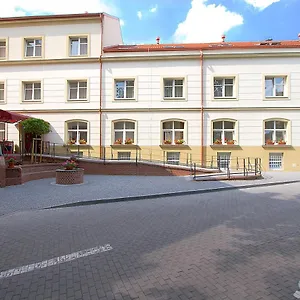 Ostruvek Otel